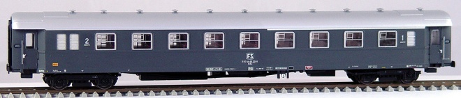 Passenger Couchette Coach 1st/2nd class type 1959<br /><a href='images/pictures/ACME/50538.jpg' target='_blank'>Full size image</a>